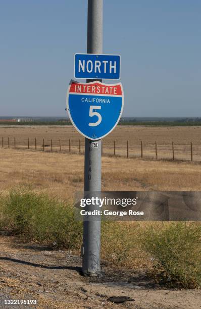 Interstate On Ramp Sign 43 Onramp Sign Stock Photos, High-Res Pictures, and Images - Getty Images