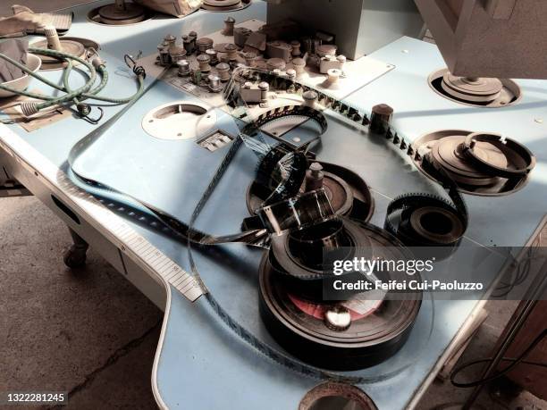 Film Processor Computer 6,155 Film Lab Stock Photos, High-Res Pictures, and Images - Getty Images