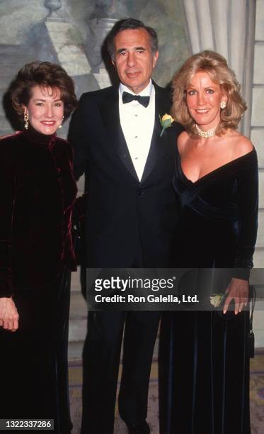 Elizabeth Dole, Carl Icahn and wife Liba Icahn attend Rauol Wallenberg Awards at the Pierre Hotel in New York City on January 17, 1995.