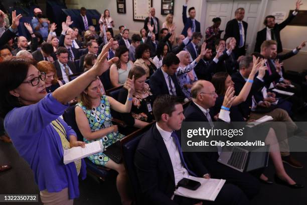 With their number allowed in the Brady Press Briefing Room returned to full attendance for the first time since the start of the coronavirus...