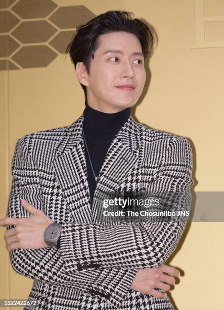 Actor Park Hae-Jin attends a photo call of BVLGARI's 'Serpenti Sedutton' Watch Launching Event at Seoul Wave on October 29, 2019 in Seoul, South...