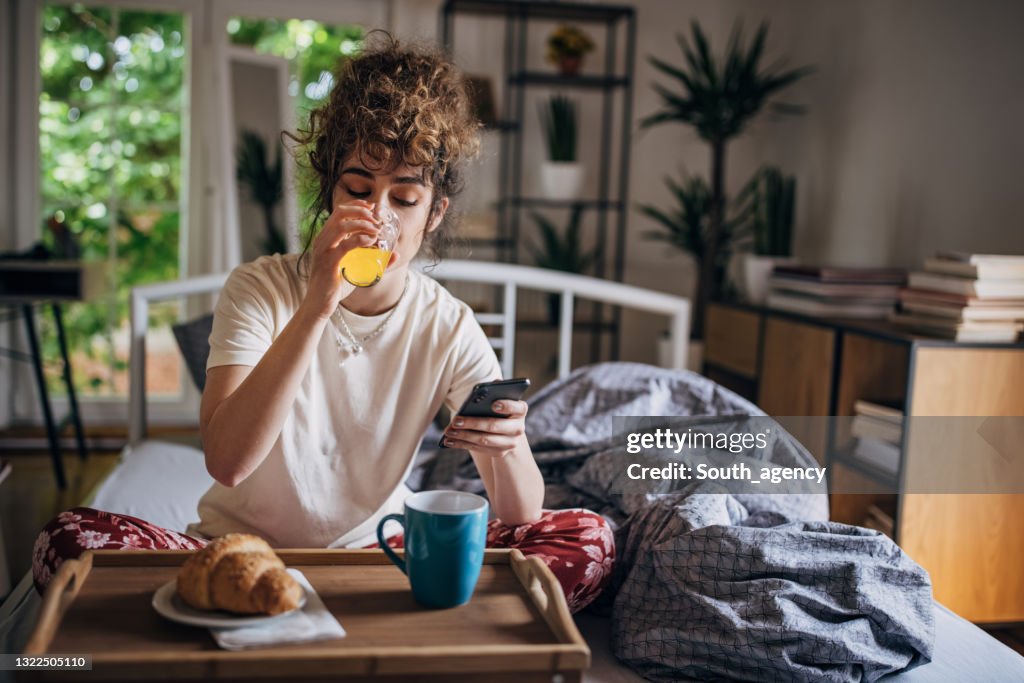 Schöner Morgen im Bett