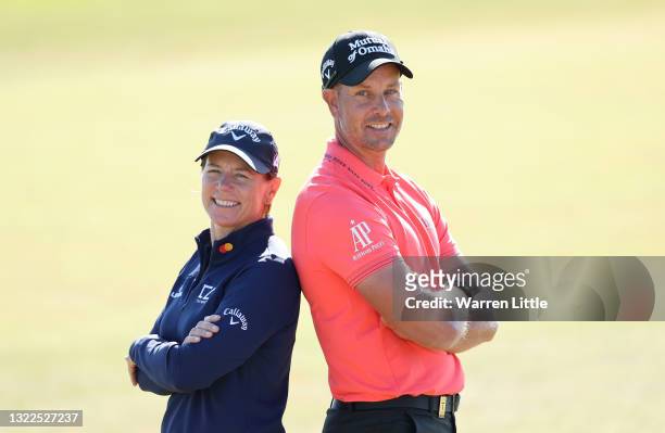 Annika Sorenstam and Henrik Stenson of Sweden pose ahead of the Scandinavian Mixed Hosted by Henrik and Annika at Vallda Golf & Country Club on June...