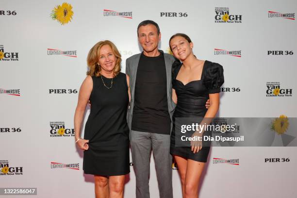 Laurie Gelman, Michael Gelman and Misha Gelman attend the Immersive Van Gogh Opening Night at Pier 36 on June 08, 2021 in New York City.