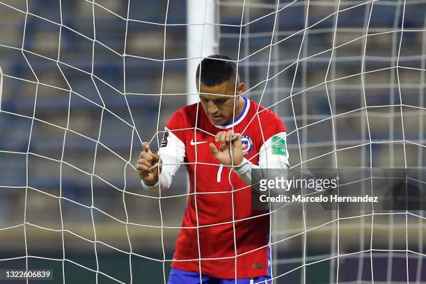 Alexis Sánchez of Chile looks dejected after a match between Chile and Bolivia as part of South American Qualifiers for Qatar 2022 at Estadio San...