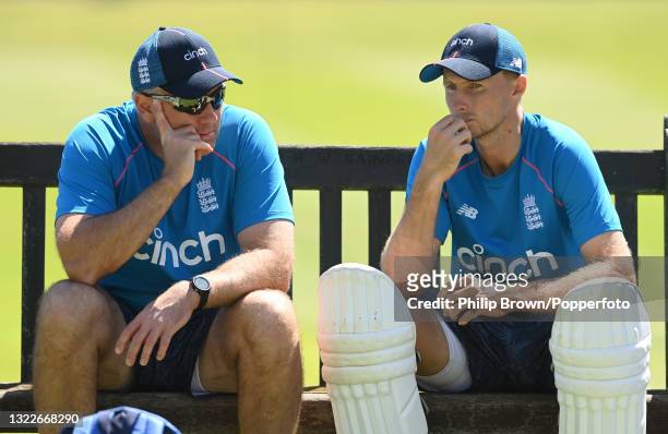 Chris Silverwood and Joe Root of England talk during a training session before the second LV= Test between England and New Zealand at Edgbaston on...