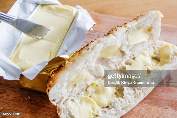 butter - untar de mantequilla fotografías e imágenes de stock