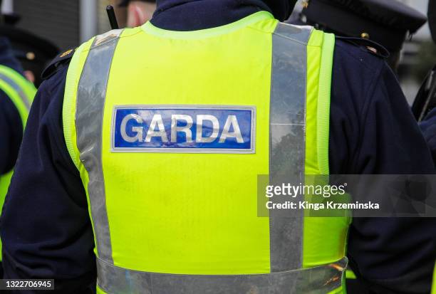 police sign - ierland stockfoto's en -beelden