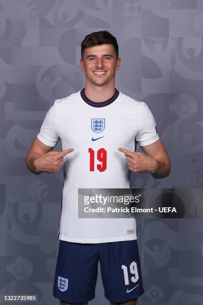 Mason Mount of England poses during the official UEFA Euro 2020 media access day at St George's Park Futsal Arena on June 08, 2021 in Burton upon...