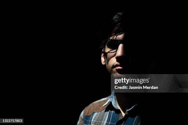 lost in dark - teenager awe stock pictures, royalty-free photos & images