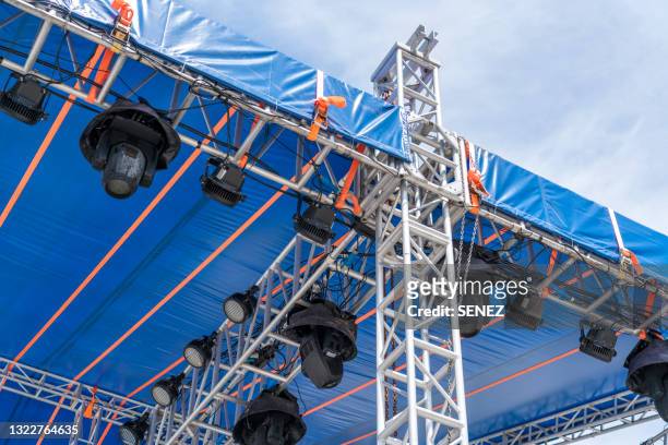truss backstage structure - backstage concert stock pictures, royalty-free photos & images