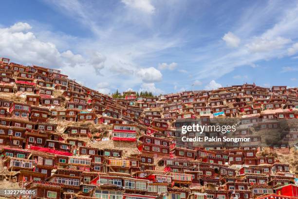 top view monastery at larung gar (buddhist academy), sichuan - tibet stock pictures, royalty-free photos & images