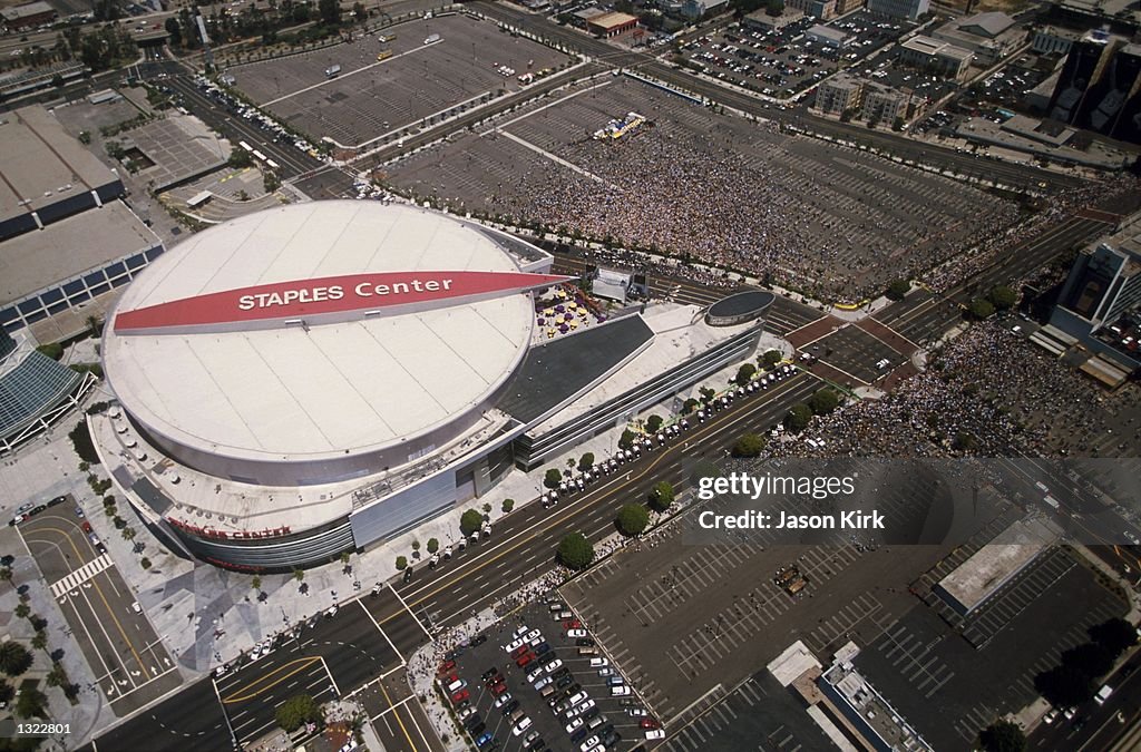 Aerial Photos of Lakers'' NBA Championship Parade