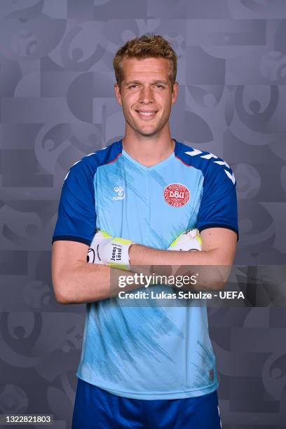 Jonas Roessel Jonas Lossl Denmark Photos and Premium High Res Pictures - Getty Images