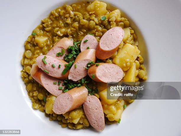 lentil dish with sausages - schwaben stock-fotos und bilder