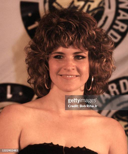 Ally Sheedy backstage at the Mtv Awards Show, September 13, 1987 in Los Angeles, California.
