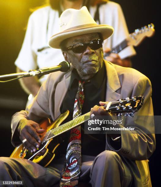 John Lee Hooker performs during the Guinness Fleadh at San Jose State University on June 28, 1998 in San Jose, California.