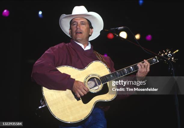 George Strait performs during the George Strait Music Festival at Oakland Coliseum on April 26, 1998 in Oakland, California.