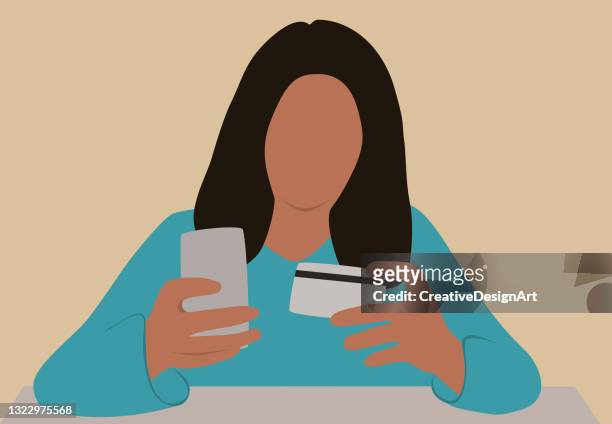 online-shopping-konzept mit jungen frau mit smartphone und halten kreditkarte für bestellung - mobile zahlung stock-grafiken, -clipart, -cartoons und -symbole
