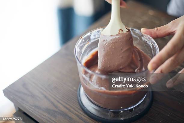 ingredients made into a paste in a blender. - 自家製 ストックフォトと画像