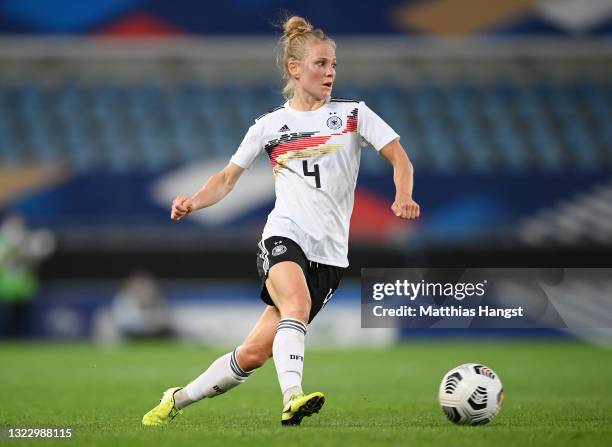 Leonie Maier of Germany controls the ball during the Women's International Friendly match between France and Germany at La Meinau Stadium on June 10,...