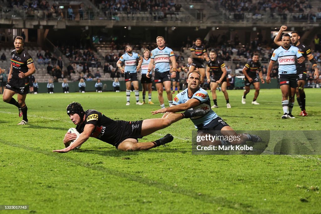 NRL Rd 14 - Sharks v Panthers