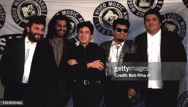Members of Los Lobos backstage at the Mtv Awards Show, September 13, 1987 in Los Angeles, California.