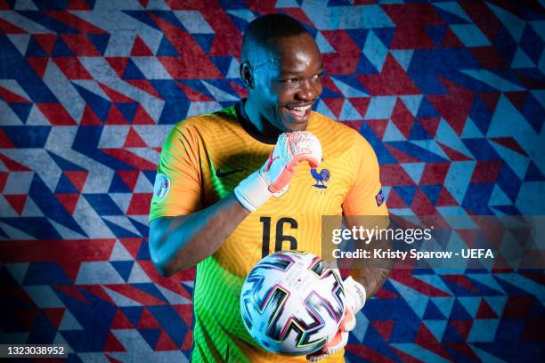 Steve Mandanda of France poses during the official UEFA Euro 2020 media access day on June 10, 2021 in Rambouillet, France.