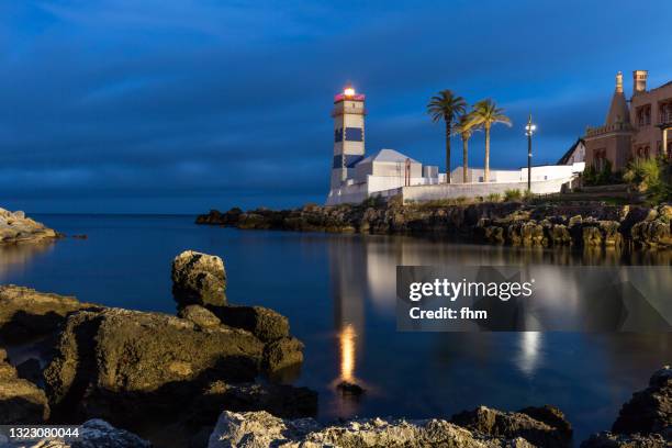 santa marta lighthouse (cascais/ lisbon, portugal) - faro city portugal foto e immagini stock