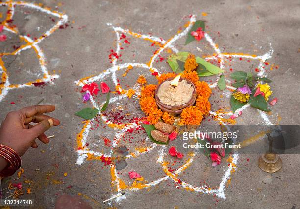 hindu cleansing ceremony display. - rangoli stock pictures, royalty-free photos & images