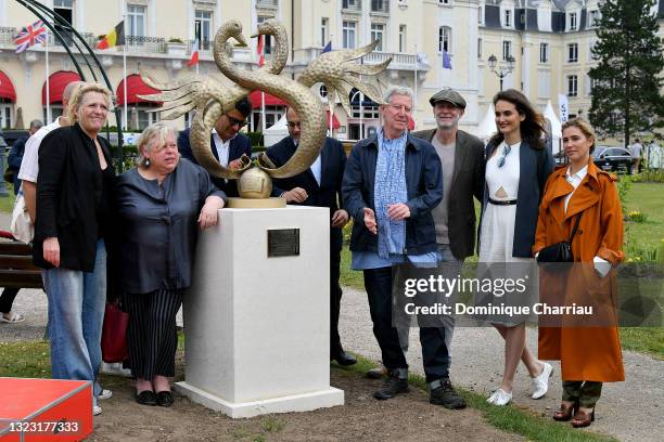 Raphaëlle desplechin, Suzel Pietri, Mayor of Cabourg Tristan Duval, Marc Schwartz, Regis Wargnier,Guillaume Laurant, Zoé Wittock and Vahina Giocante...