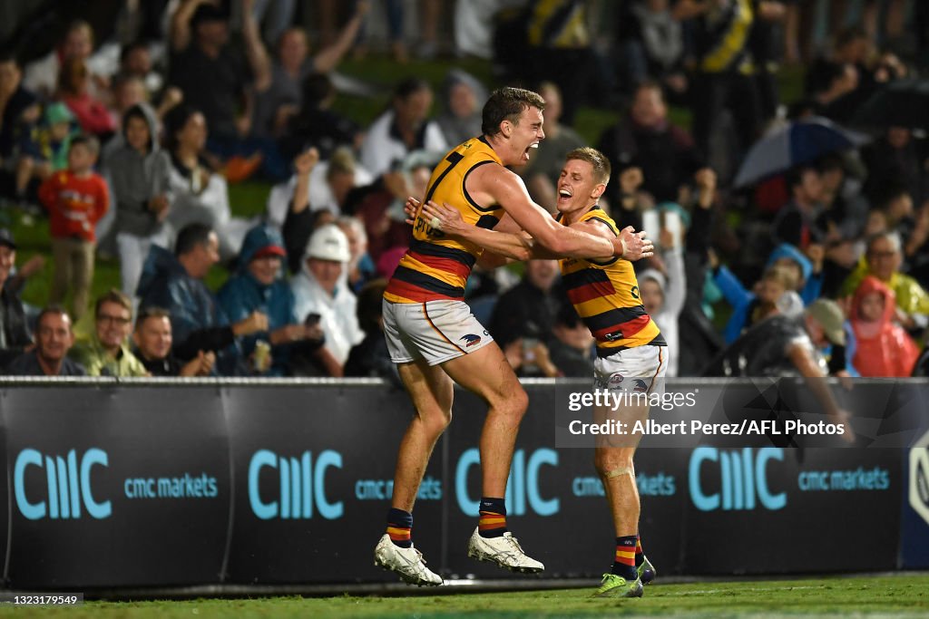 AFL Rd 13 - St Kilda v Adelaide