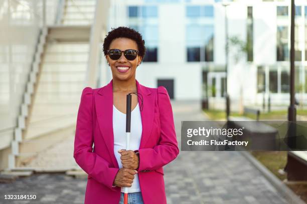 her disability doesn't stop her from being a successful businesswoman - disability stock pictures, royalty-free photos & images
