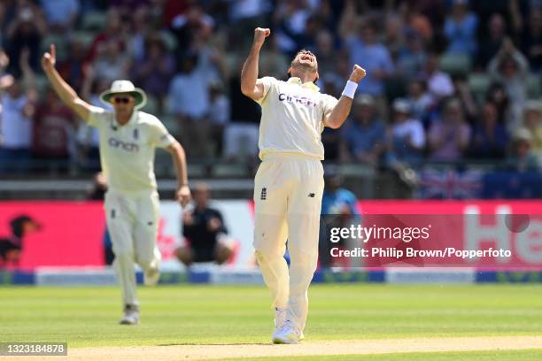 James Anderson of England celebrates after dismissing Neil Wagner of New Zealand during the third day of the second LV= Test Match between England...