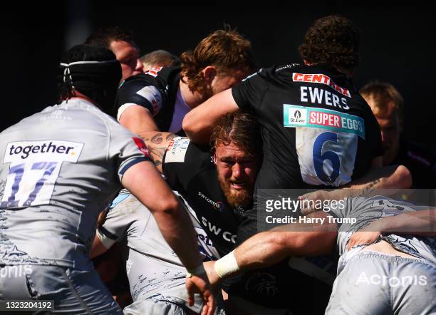 Harry Williams of Exeter Chiefs looks on from a maul during the Gallagher Premiership Rugby match between Exeter Chiefs and Sale at Sandy Park on...