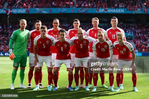 Players of Denmark pose for a team photograph prior to the UEFA Euro 2020 Championship Group B match between Denmark and Finland on June 12, 2021 in...