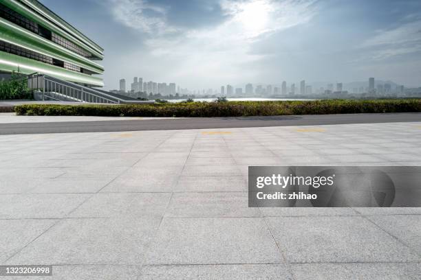 Square Open Building 16,482 Open City Square Stock Photos, High-Res Pictures, and Images ...