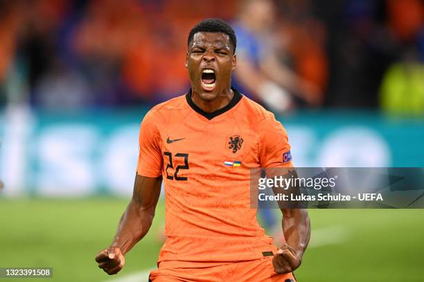 Denzel Dumfries of Netherlands celebrates after scoring their side's third goal during the UEFA Euro 2020 Championship Group C match between...