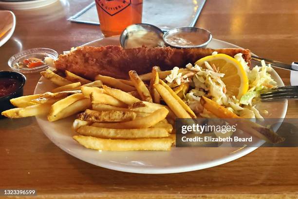 traditional midwest friday fish fry - perch fish stock pictures, royalty-free photos & images