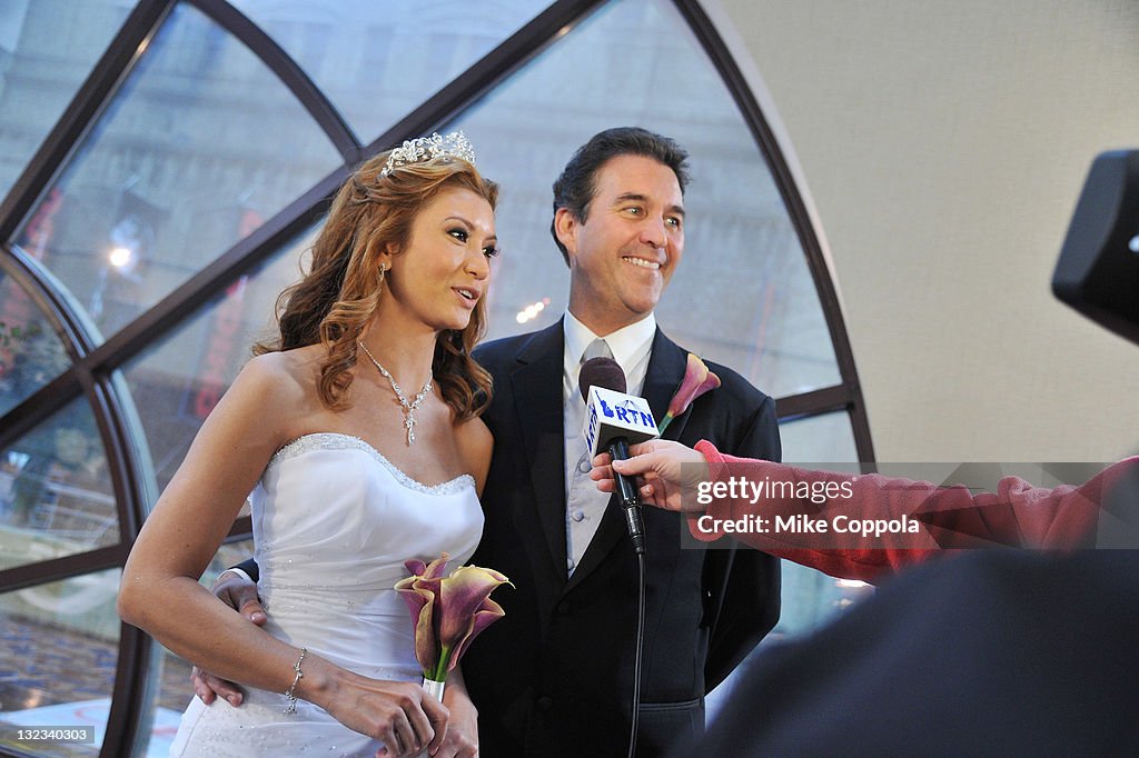 Steve Ward Of VH1's "Tough Love" Officiates A Wedding For 11 Couples
