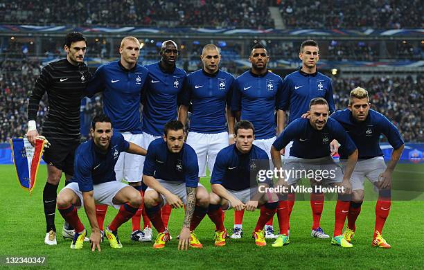 The France team poses for a team photo prior to the International Friendly between France and USA at Stade de France on November 11, 2011 in Paris,...