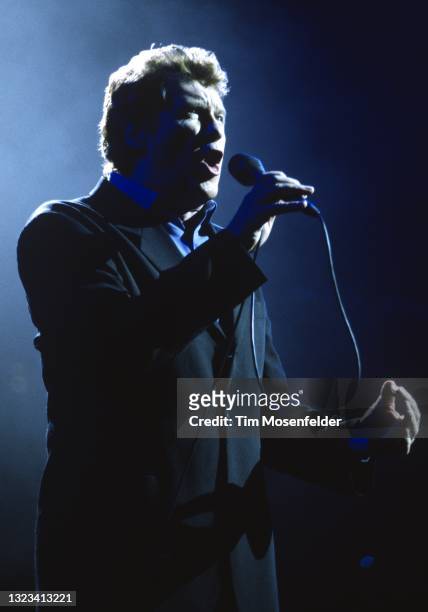 Michael Crawford performs at Shoreline Amphitheatre on August 5, 1998 in Mountain View, California.