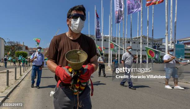 Farmers demonstrate in defense of a Common Agricultural Policy in a rally by the Portuguese National Confederation of Agriculture with the presence...