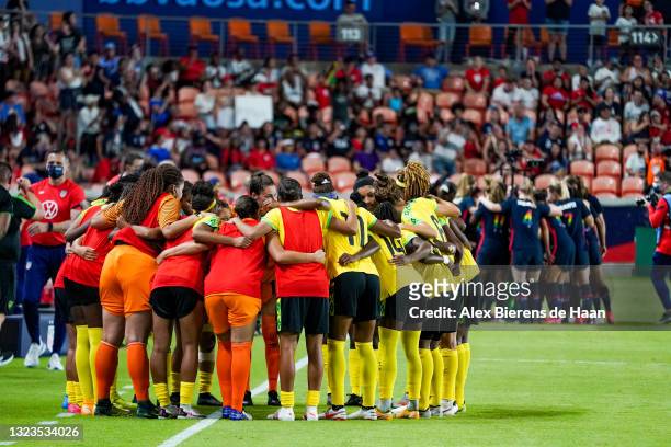 The Jamaican Women"u2019s National Team huddles prior to the start of the 2021 WNT Summer Series friendly between Jamaica and The United States at...