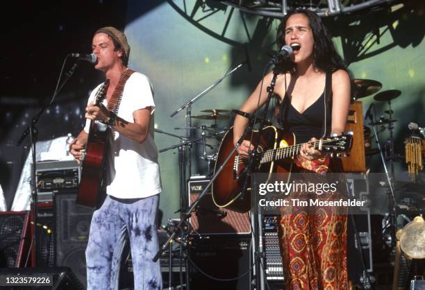 Rusted Root Singer 61 Michael Glabicki Stock Photos, High-Res Pictures, and Images - Getty ...