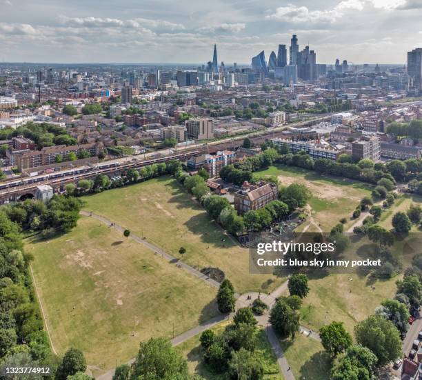 weavers fields, bethnal green, london - bethnal green stock pictures, royalty-free photos & images