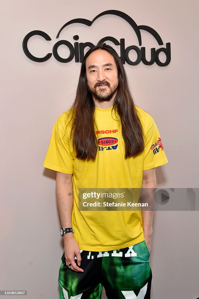 Coin Cloud Cocktail Party Hosted by Artist and Actor Common