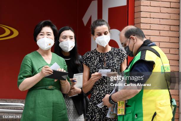 Kim Jung-Sook and Queen Letizia Of Spain buy ONCE charity lottery ticket in front of the ONCE Foundation Headquarters on June 16, 2021 in Madrid,...
