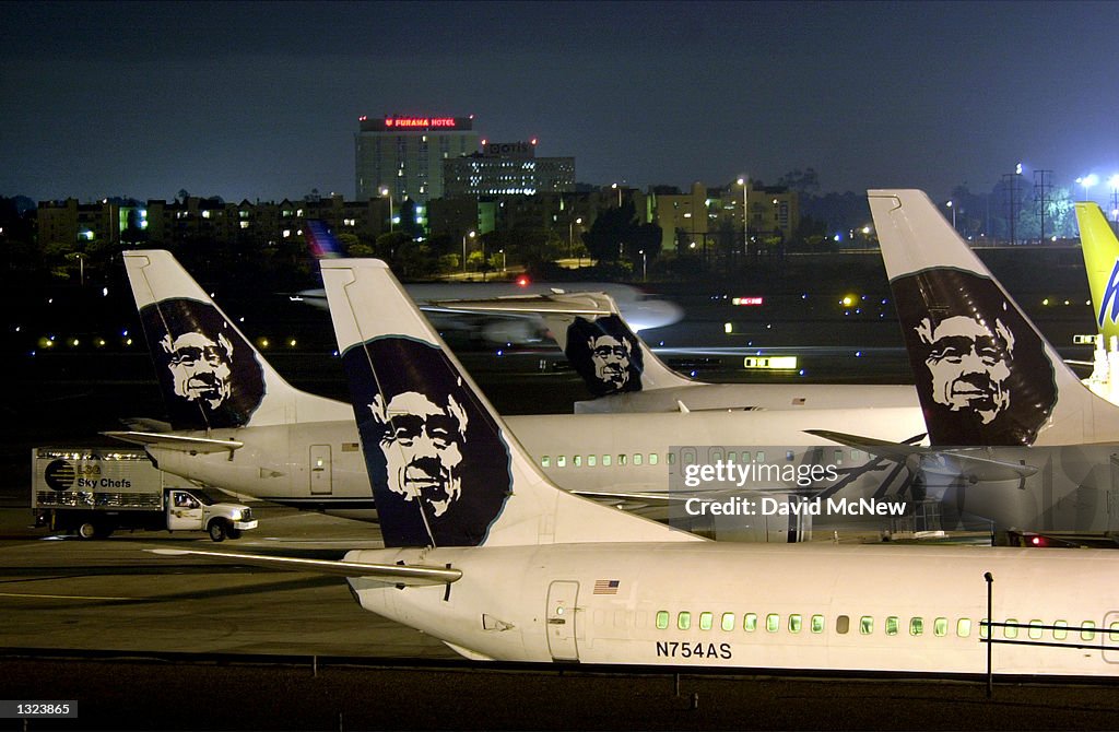 LAX Found Worst in Runway Near-Crashes