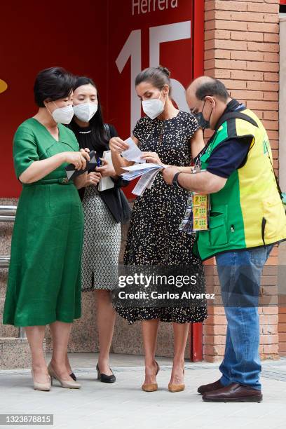 Kim Jung-Sook and Queen Letizia of Spain buy ONCE charity lottery ticket in front of the ONCE Foundation Headquarters on June 16, 2021 in Madrid,...